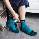 Contrasting Stripes Patterned Crew Toe Socks